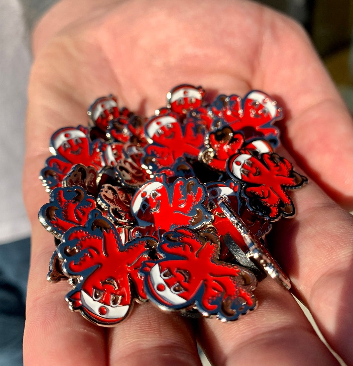Red Octo Pin E3